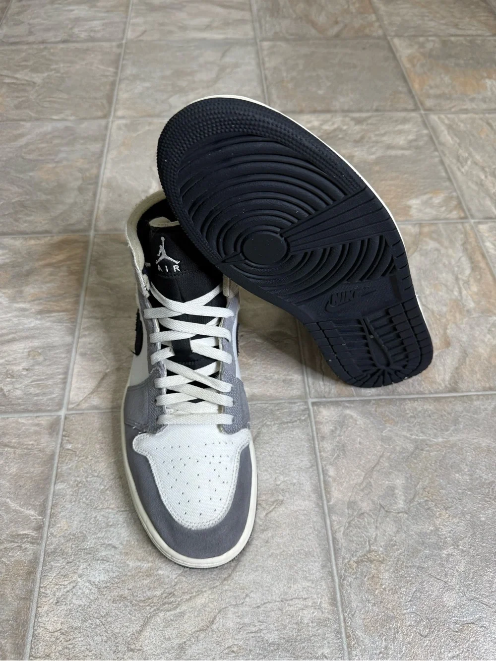 Air Jordan 1 Mid SE Craft White Cement Gray Mens Shoe Size 11.5 DZ4136-002
